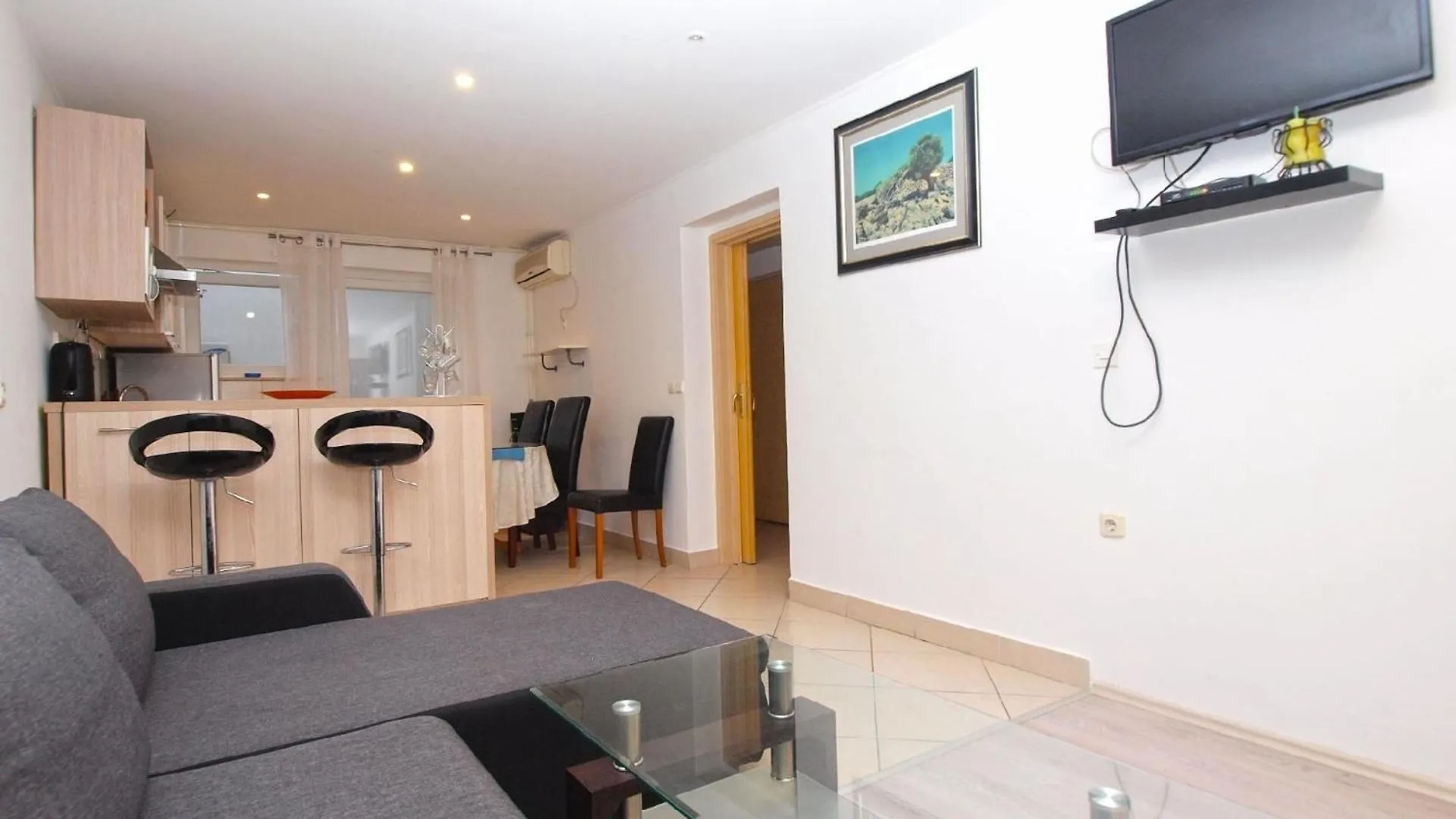 Ferienwohnung Fuer 5 Personen Ca 65 Qm In Pula, Istrien Istrische Riviera 0*, プーラ